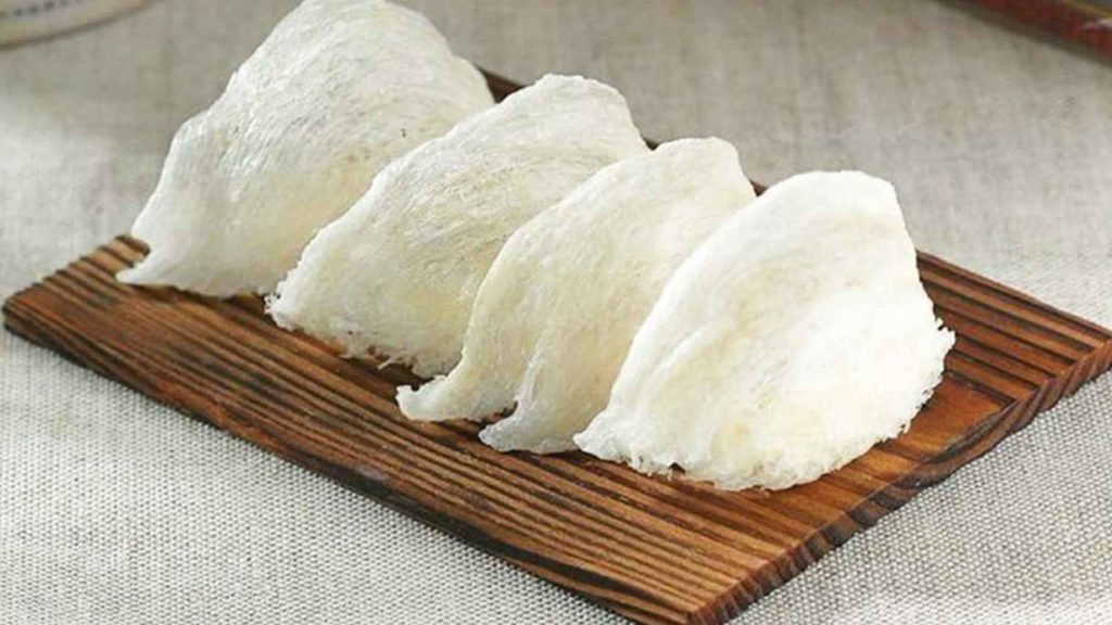 Cách phân biệt yến sào thật và giả 